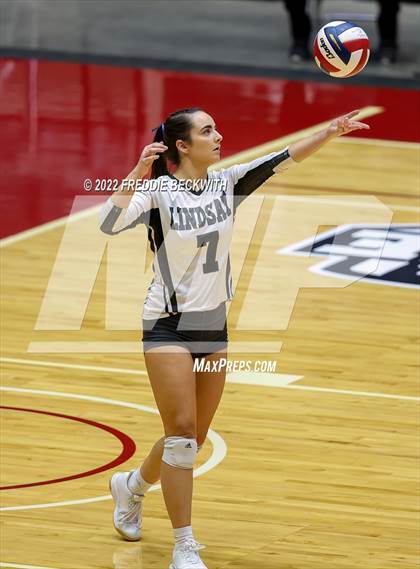 Thumbnail 3 in Leon vs. Lindsay (UIL 2A Semifinal) photogallery.