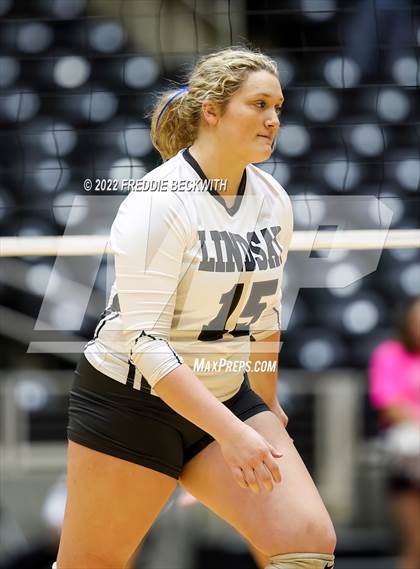 Thumbnail 2 in Leon vs. Lindsay (UIL 2A Semifinal) photogallery.