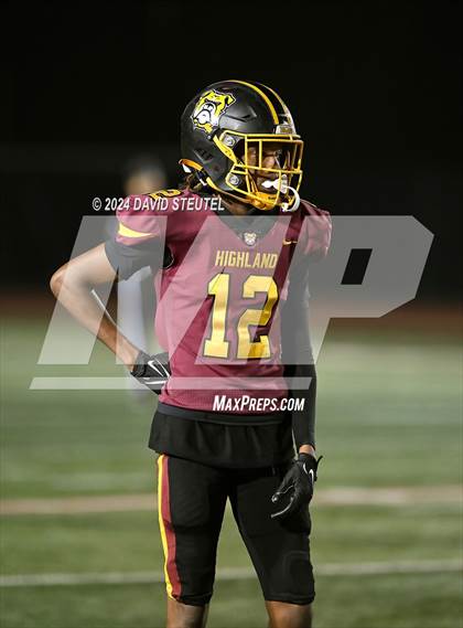 Thumbnail 2 in St. Vincent de Paul vs. Highland (CIF State Div. 4-AA Final) photogallery.