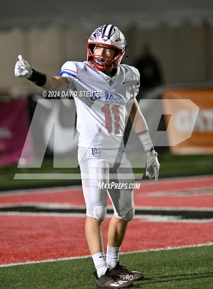 Thumbnail 3 in St. Vincent de Paul vs. Highland (CIF State Div. 4-AA Final) photogallery.