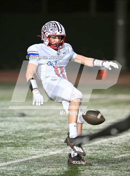Thumbnail 2 in St. Vincent de Paul vs. Highland (CIF State Div. 4-AA Final) photogallery.