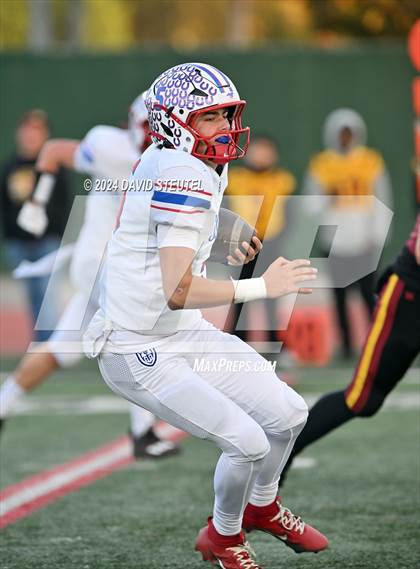Thumbnail 2 in St. Vincent de Paul vs. Highland (CIF State Div. 4-AA Final) photogallery.