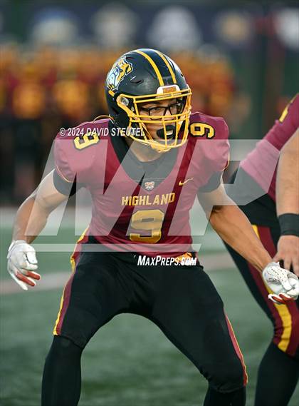 Thumbnail 1 in St. Vincent de Paul vs. Highland (CIF State Div. 4-AA Final) photogallery.