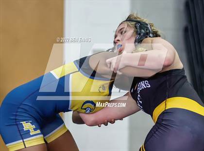Thumbnail 3 in Raja Bryan Memorial Invitational photogallery.