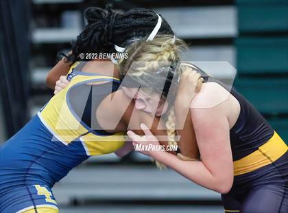 Thumbnail 1 in Raja Bryan Memorial Invitational photogallery.