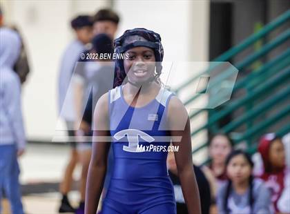 Thumbnail 3 in Raja Bryan Memorial Invitational photogallery.