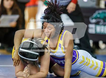 Thumbnail 1 in Raja Bryan Memorial Invitational photogallery.