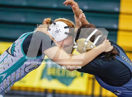 Thumbnail 1 in Raja Bryan Memorial Invitational photogallery.