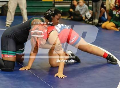 Thumbnail 2 in Raja Bryan Memorial Invitational photogallery.