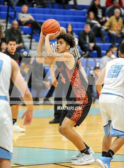 Thumbnail 1 in Sam Rayburn vs. La Porte (McDonald's Texas Invitational) photogallery.