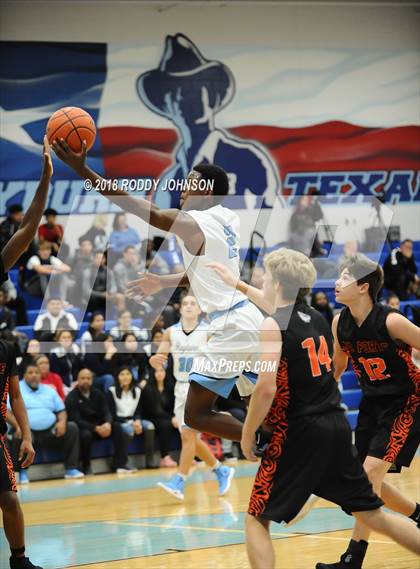 Thumbnail 3 in Sam Rayburn vs. La Porte (McDonald's Texas Invitational) photogallery.