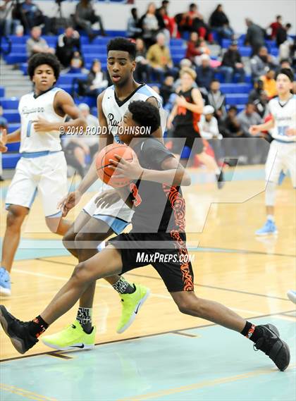 Thumbnail 2 in Sam Rayburn vs. La Porte (McDonald's Texas Invitational) photogallery.