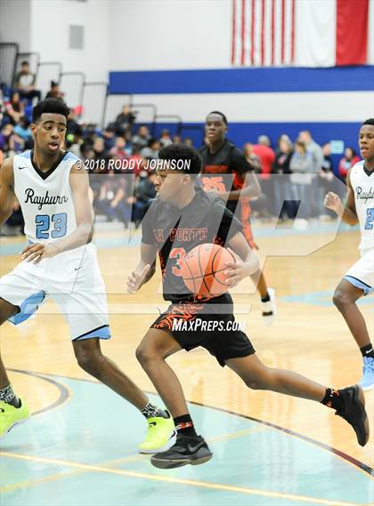 Thumbnail 2 in Sam Rayburn vs. La Porte (McDonald's Texas Invitational) photogallery.