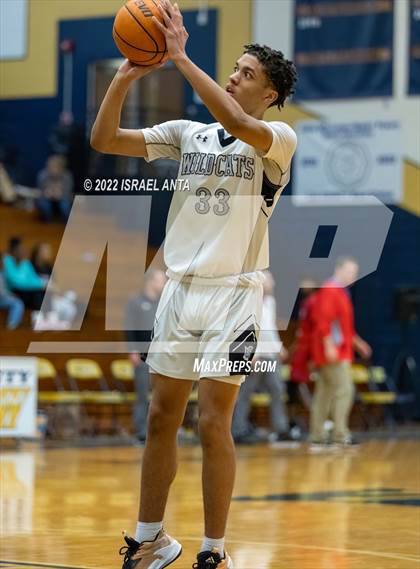 Thumbnail 2 in Western Harnett @ East Chapel Hill (Yellow Jackets Christmas Classic) photogallery.