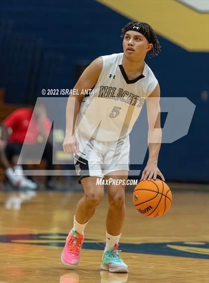 Thumbnail 1 in Western Harnett @ East Chapel Hill (Yellow Jackets Christmas Classic) photogallery.