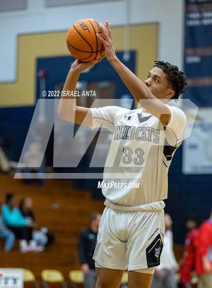 Thumbnail 3 in Western Harnett @ East Chapel Hill (Yellow Jackets Christmas Classic) photogallery.
