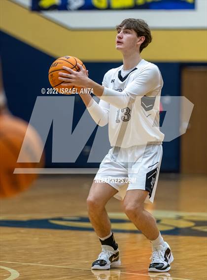 Thumbnail 1 in Western Harnett @ East Chapel Hill (Yellow Jackets Christmas Classic) photogallery.