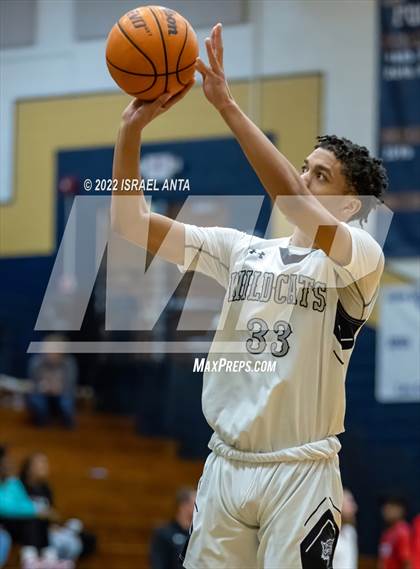 Thumbnail 1 in Western Harnett @ East Chapel Hill (Yellow Jackets Christmas Classic) photogallery.