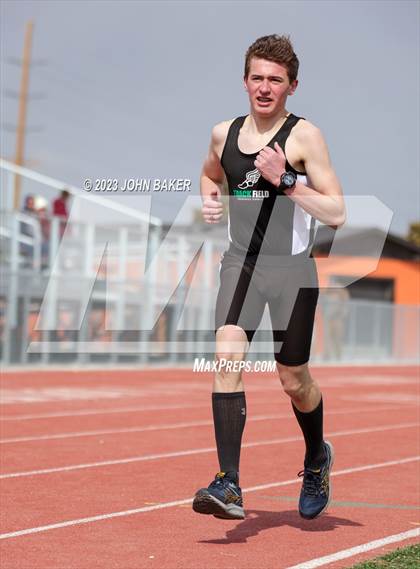 Thumbnail 1 in Fernley League Meet (1600 Meters) photogallery.
