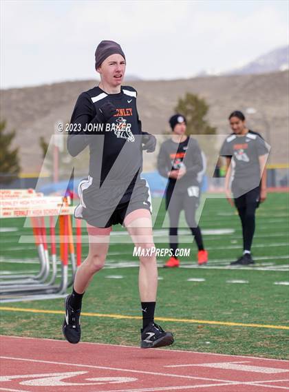 Thumbnail 1 in Fernley League Meet (1600 Meters) photogallery.