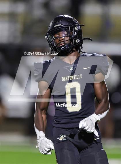 Thumbnail 1 in Fayetteville @ Bentonville photogallery.
