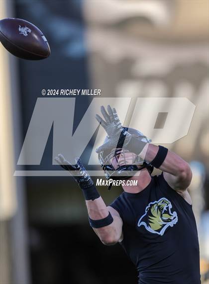 Thumbnail 2 in Fayetteville @ Bentonville photogallery.