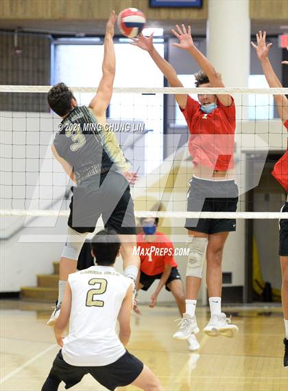 Thumbnail 2 in Woodbridge @ Laguna Hills photogallery.