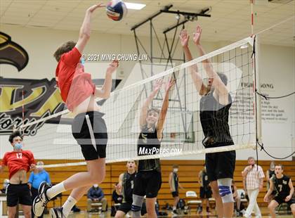Thumbnail 1 in Woodbridge @ Laguna Hills photogallery.