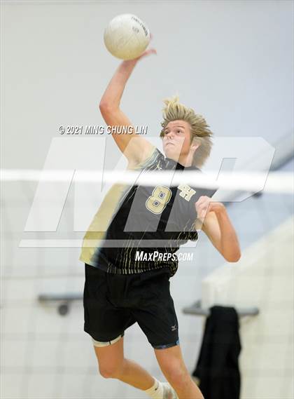 Thumbnail 1 in Woodbridge @ Laguna Hills photogallery.