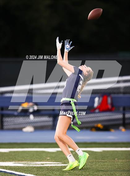 Thumbnail 2 in Hillsdale @ Carlmont photogallery.