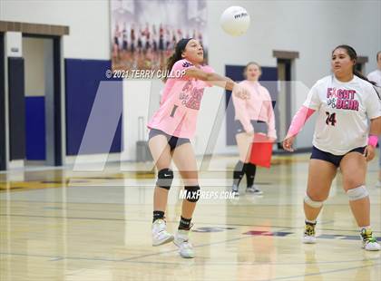 Thumbnail 3 in Juan Diego Catholic @ Summit Academy photogallery.
