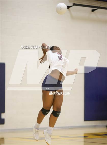 Thumbnail 3 in Juan Diego Catholic @ Summit Academy photogallery.