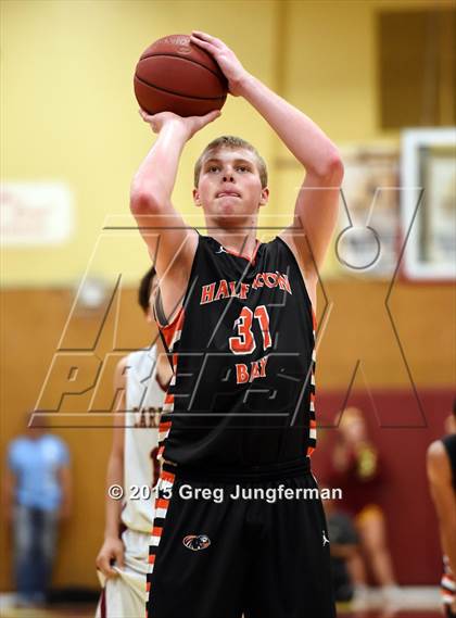 Thumbnail 1 in Half Moon Bay @ Cardinal Newman (CIF NorCal Regional D4 Playoff) photogallery.