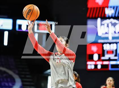 Thumbnail 2 in Monument Valley @ Ganado photogallery.