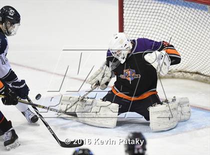 Thumbnail 2 in Westhill/Stamford vs. Staples/Weston/Shelton (CIAC D3 Final) photogallery.