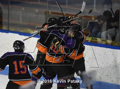 Thumbnail 3 in Westhill/Stamford vs. Staples/Weston/Shelton (CIAC D3 Final) photogallery.