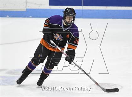 Thumbnail 2 in Westhill/Stamford vs. Staples/Weston/Shelton (CIAC D3 Final) photogallery.