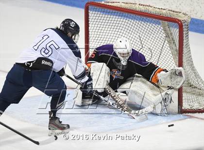Thumbnail 3 in Westhill/Stamford vs. Staples/Weston/Shelton (CIAC D3 Final) photogallery.
