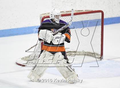 Thumbnail 3 in Westhill/Stamford vs. Staples/Weston/Shelton (CIAC D3 Final) photogallery.