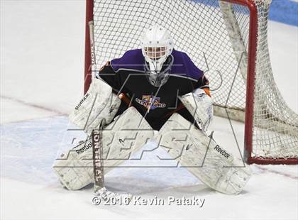 Thumbnail 2 in Westhill/Stamford vs. Staples/Weston/Shelton (CIAC D3 Final) photogallery.