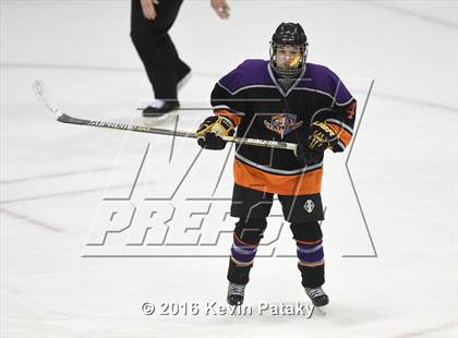 Thumbnail 3 in Westhill/Stamford vs. Staples/Weston/Shelton (CIAC D3 Final) photogallery.