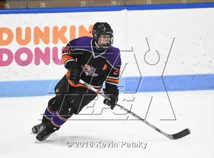 Thumbnail 2 in Westhill/Stamford vs. Staples/Weston/Shelton (CIAC D3 Final) photogallery.
