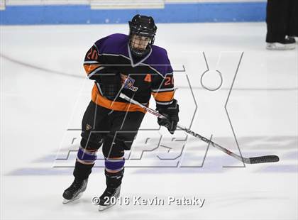 Thumbnail 2 in Westhill/Stamford vs. Staples/Weston/Shelton (CIAC D3 Final) photogallery.