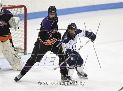 Thumbnail 2 in Westhill/Stamford vs. Staples/Weston/Shelton (CIAC D3 Final) photogallery.