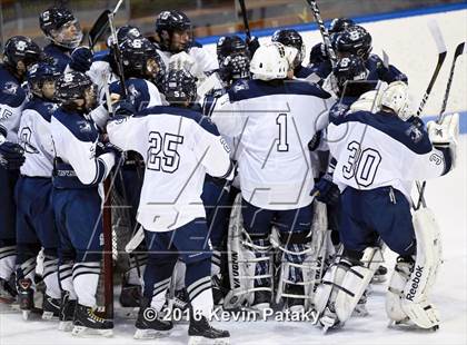Thumbnail 3 in Westhill/Stamford vs. Staples/Weston/Shelton (CIAC D3 Final) photogallery.