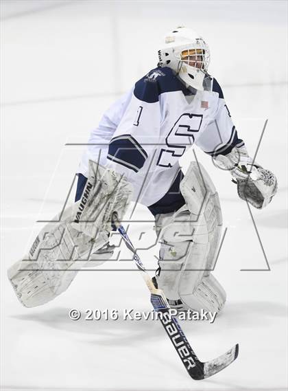 Thumbnail 2 in Westhill/Stamford vs. Staples/Weston/Shelton (CIAC D3 Final) photogallery.