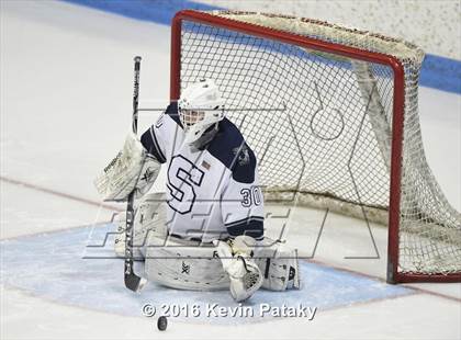 Thumbnail 2 in Westhill/Stamford vs. Staples/Weston/Shelton (CIAC D3 Final) photogallery.