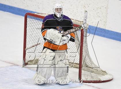 Thumbnail 1 in Westhill/Stamford vs. Staples/Weston/Shelton (CIAC D3 Final) photogallery.