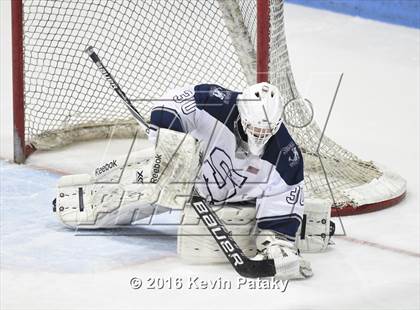 Thumbnail 2 in Westhill/Stamford vs. Staples/Weston/Shelton (CIAC D3 Final) photogallery.