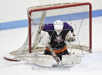 Thumbnail 2 in Westhill/Stamford vs. Staples/Weston/Shelton (CIAC D3 Final) photogallery.